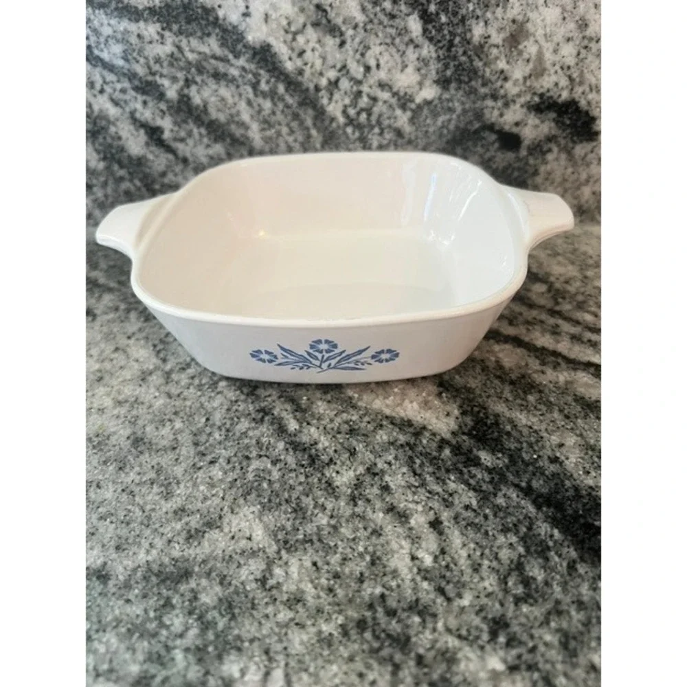 Corning Ware Petite Pan P-41 White Blue Cornflower Good Vintage 5in No Lid